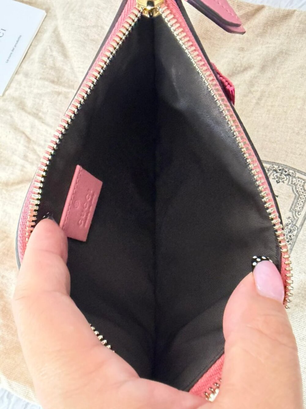 Gucci Supreme Face Medium Pouch - Picture 2 of 7